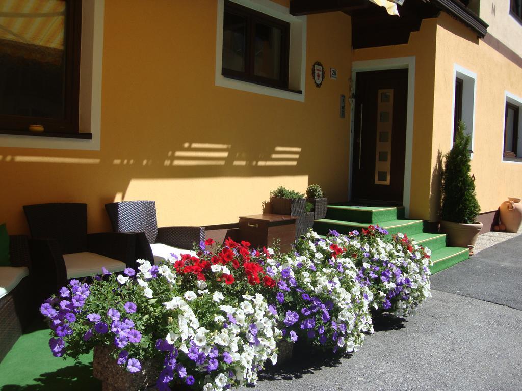 Haus Sonnschein Bed & Breakfast Solden Exterior photo